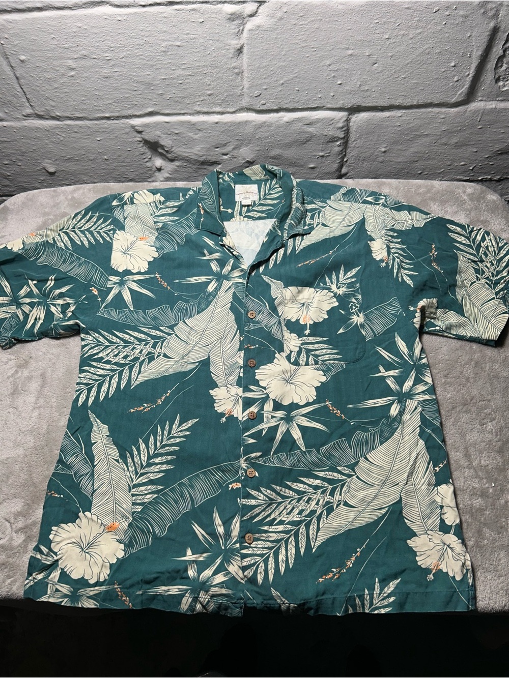Tommy Bahama Relax 100% Silk Hibiscus Hawaiian Camp Shirt Men's XL Green